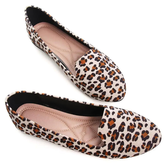 Chic Leopard Print Ballet Flats - Classic Soft Slip-On Shoes for Women