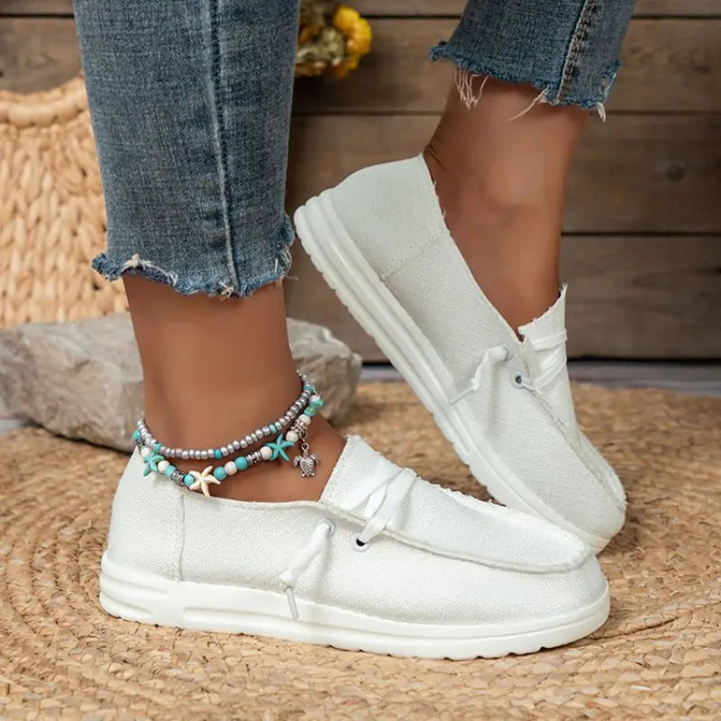 Women's Lightweight Canvas Slip-On Shoes - Casual Comfort Sneakers