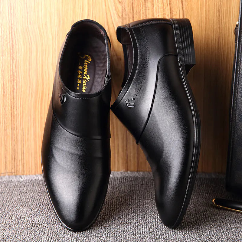Breathable Men's British Leather Shoes for Summer Casual Wear